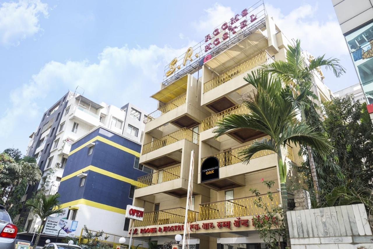 Super Townhouse Oak Sr Hotel Wakad Πούνε Εξωτερικό φωτογραφία