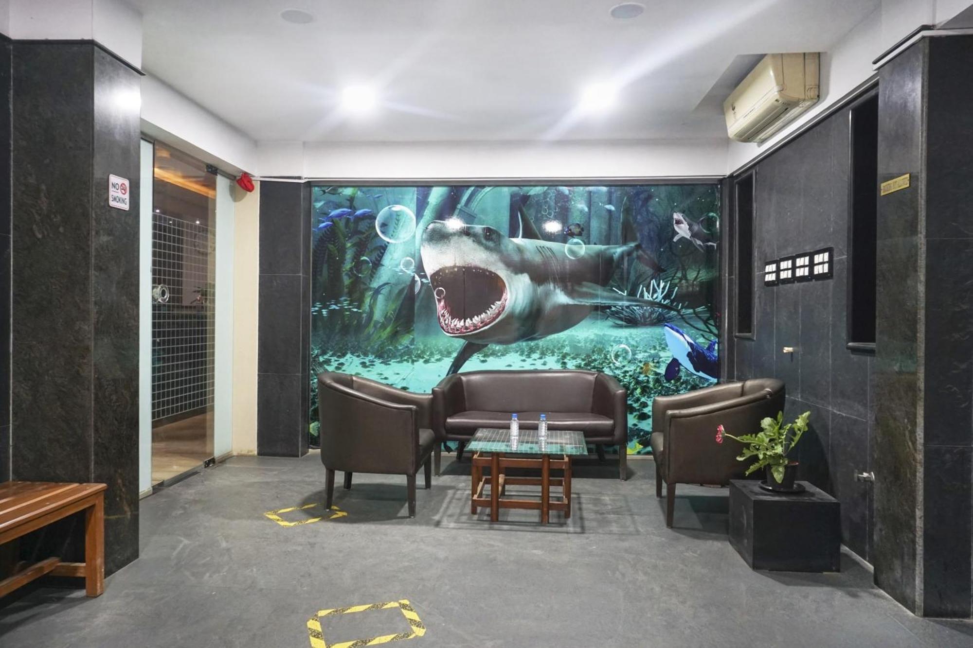Super Townhouse Oak Sr Hotel Wakad Πούνε Εξωτερικό φωτογραφία